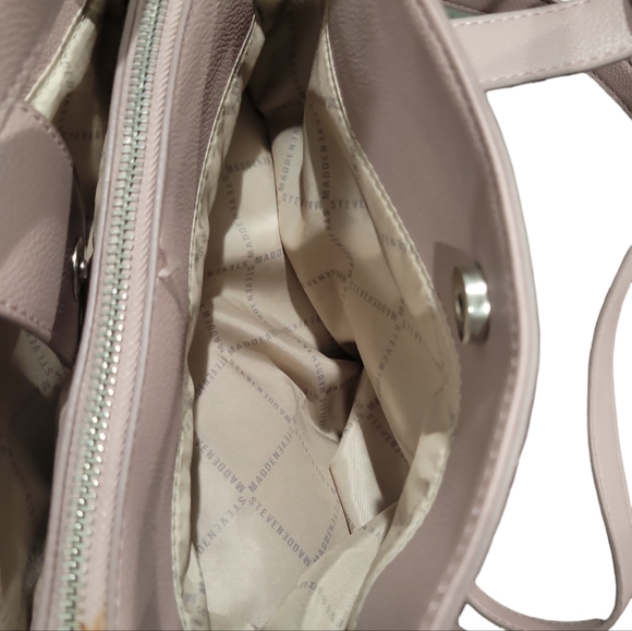 Steve Madden BGrammer Pale Pink Handbag With Optional Shoulder Strap - Picture 6 of 11